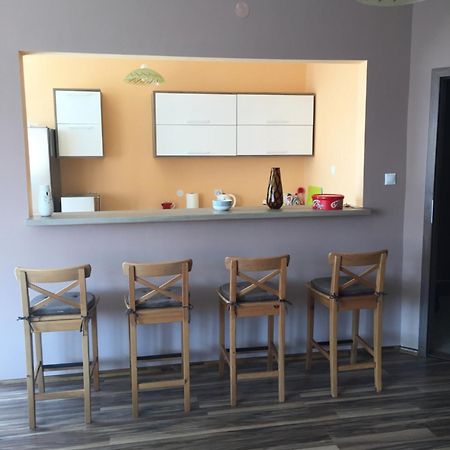 Palank Apartman Mosonmagyaróvár Esterno foto