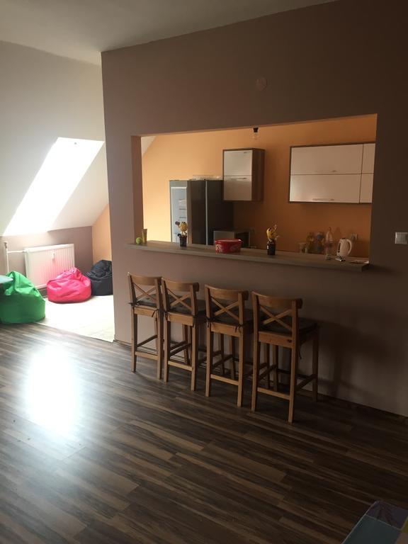 Palank Apartman Mosonmagyaróvár Esterno foto